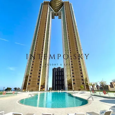 Apartament Intempo Sky & *