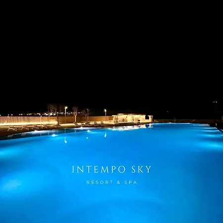 Intempo Sky & Апартаменты *